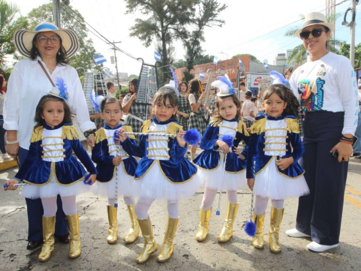 Con ternura y talento, las niñas palillonas engalanan los desfiles patrios de prebásica