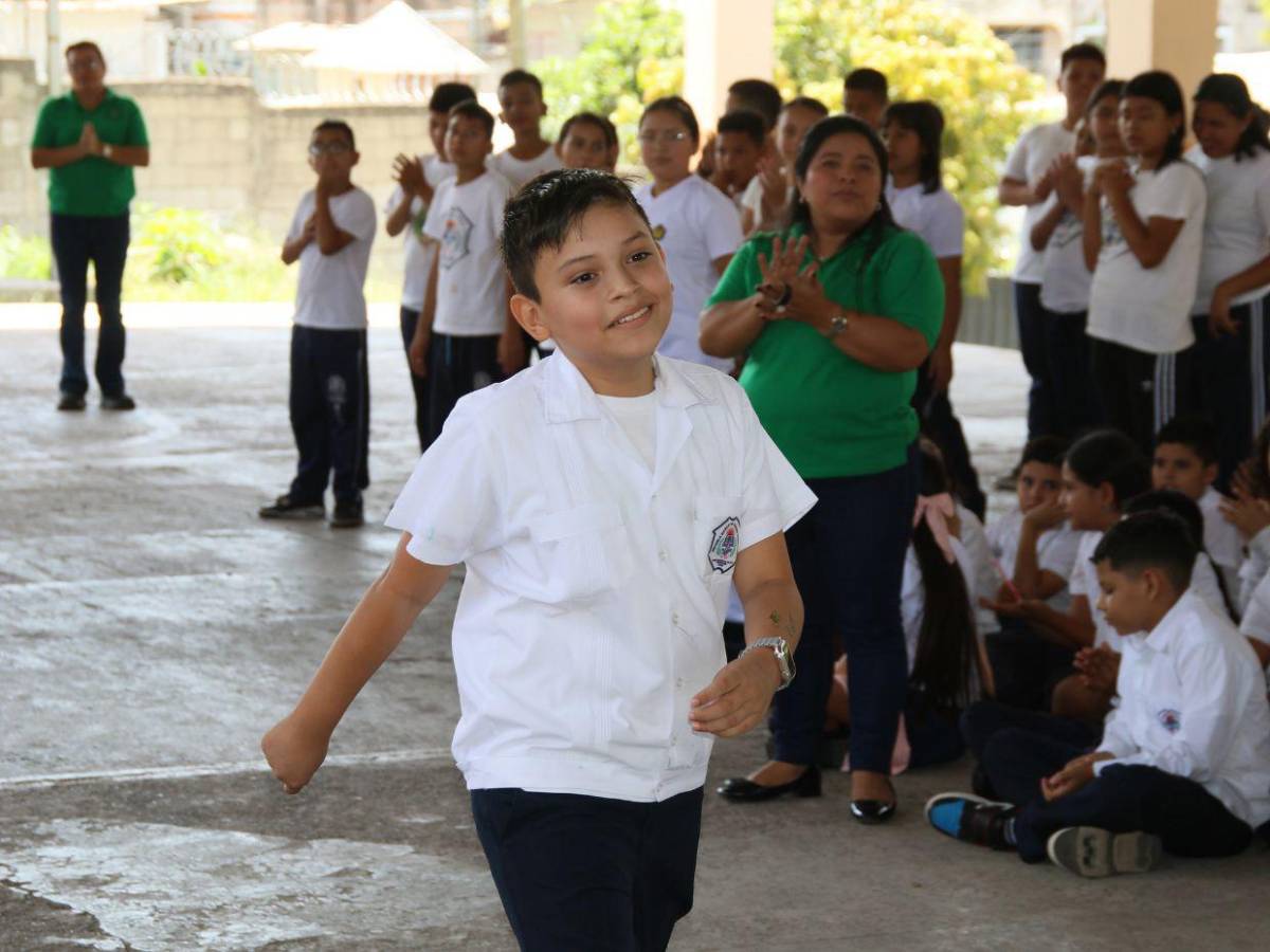 La Roberto Suazo Córdova da continuidad a la semilla de Escuelas Amigables