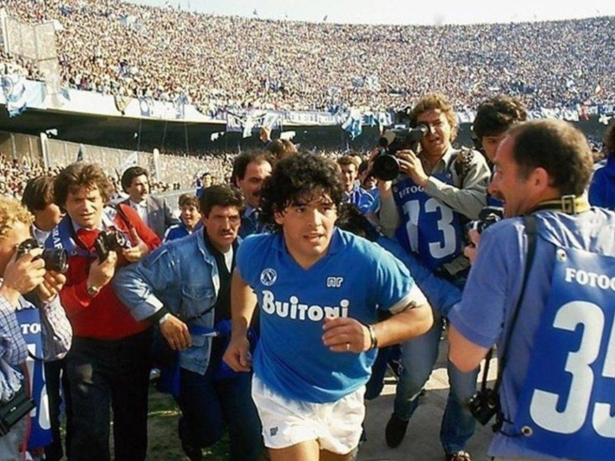 Dorsales que fueron retirados en honor a leyendas como Beckenbauer, Maradona y otros