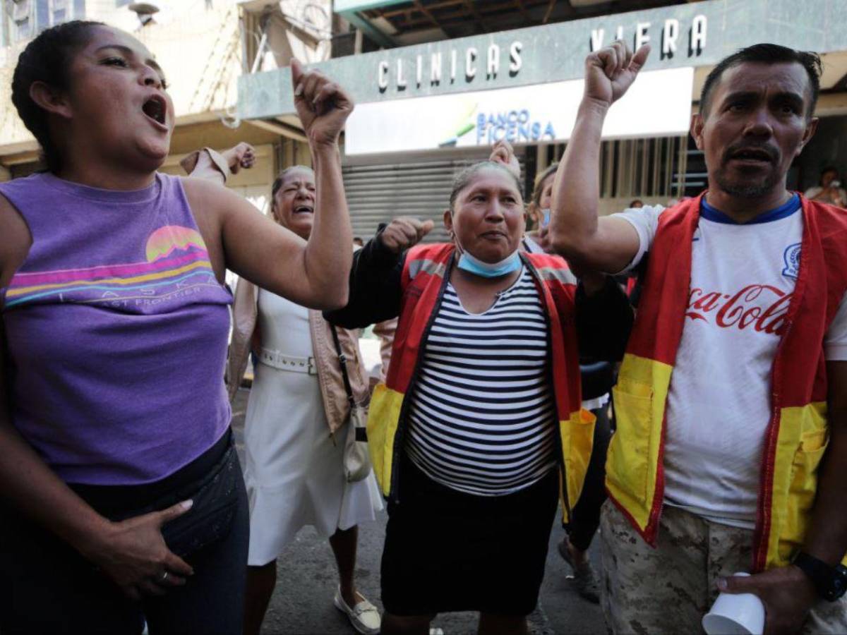 Tristeza: Empleados de barrido de la AMDC protestan por falta de pago y despidos