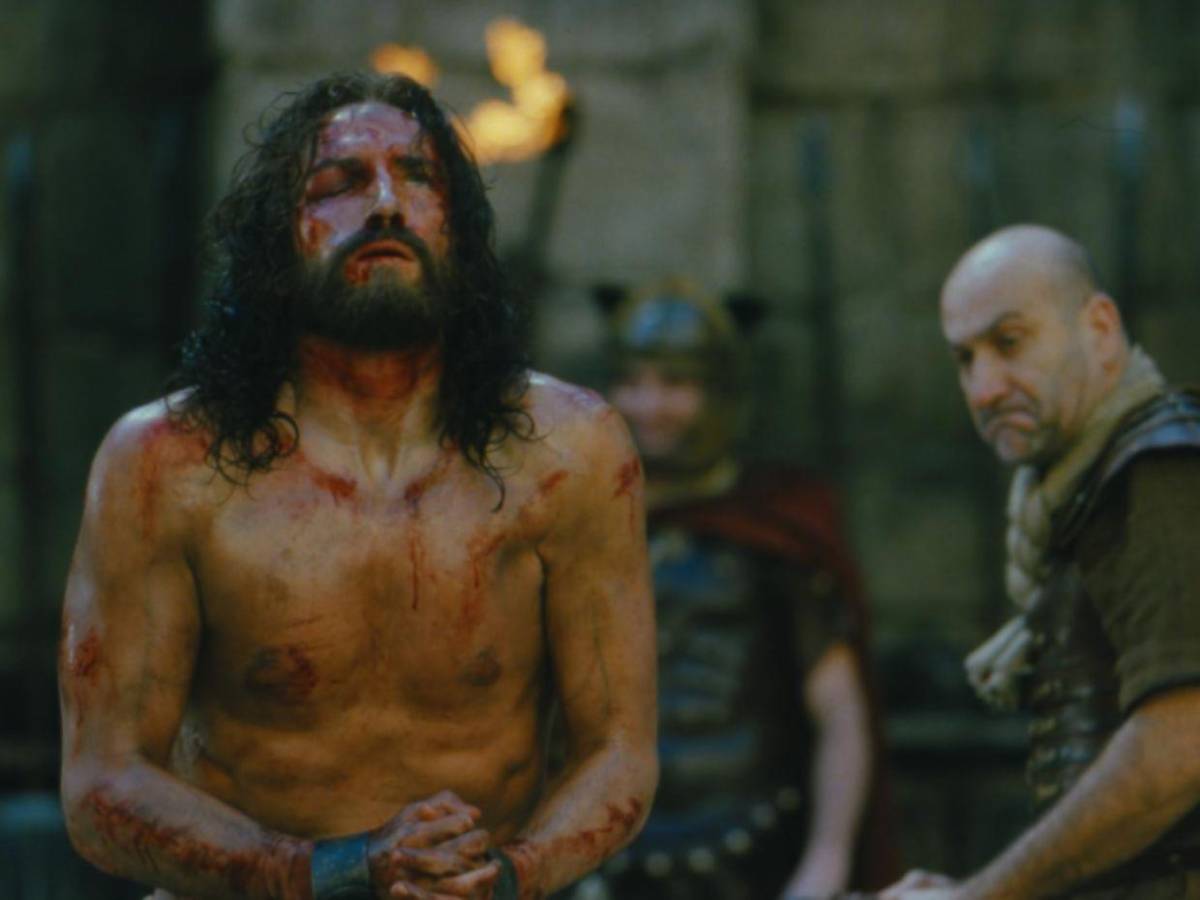 Las cirugías a las que Jim Caviezel se enfrentó por filmar  La pasión de Cristo