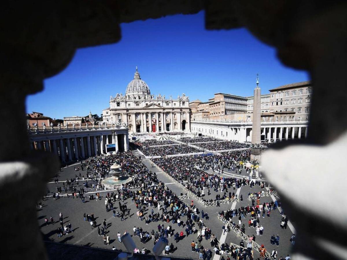 La Plaza de San Pedro, en el Vaticano, durante las celebraciones del Domingo de Ramos.