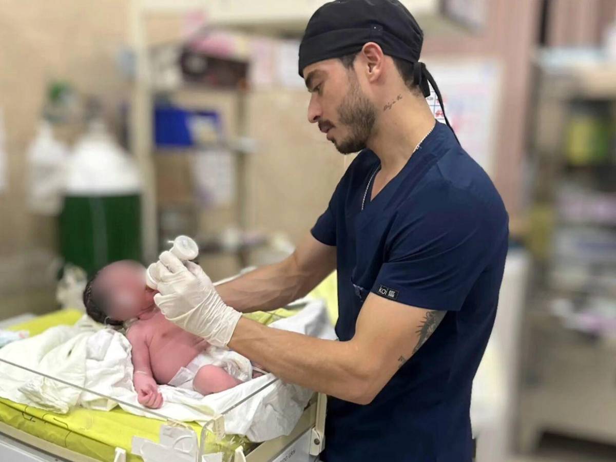 Conmoción por muerte de doctor, hermano de candidato a alcalde: Fuiste un héroe en la pandemia