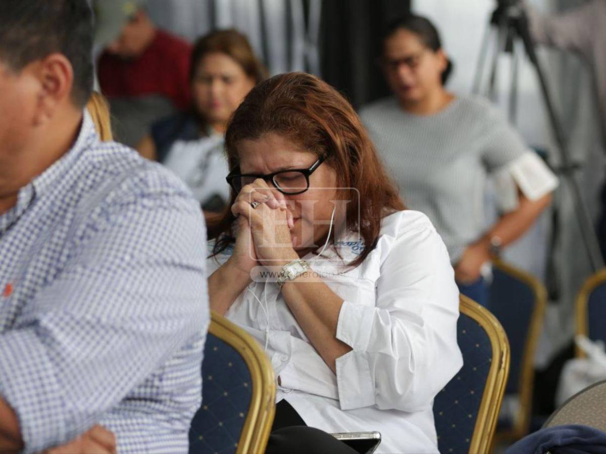Partido Nacional en momento de oración durante escrutinio de actas: ¿Quién ganará?