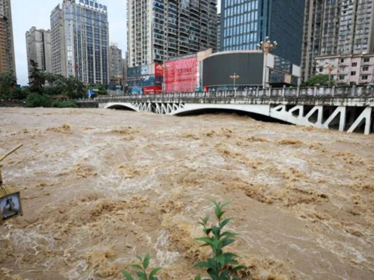Muertos, desaparecidos e inundaciones: caos tras las lluvias en China