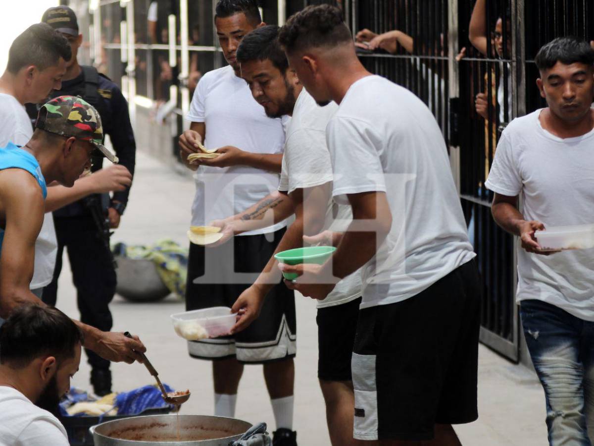Solo arroz y frijoles y sin visitas: Nueva cárcel de Támara, una copia del Cecot de Bukele