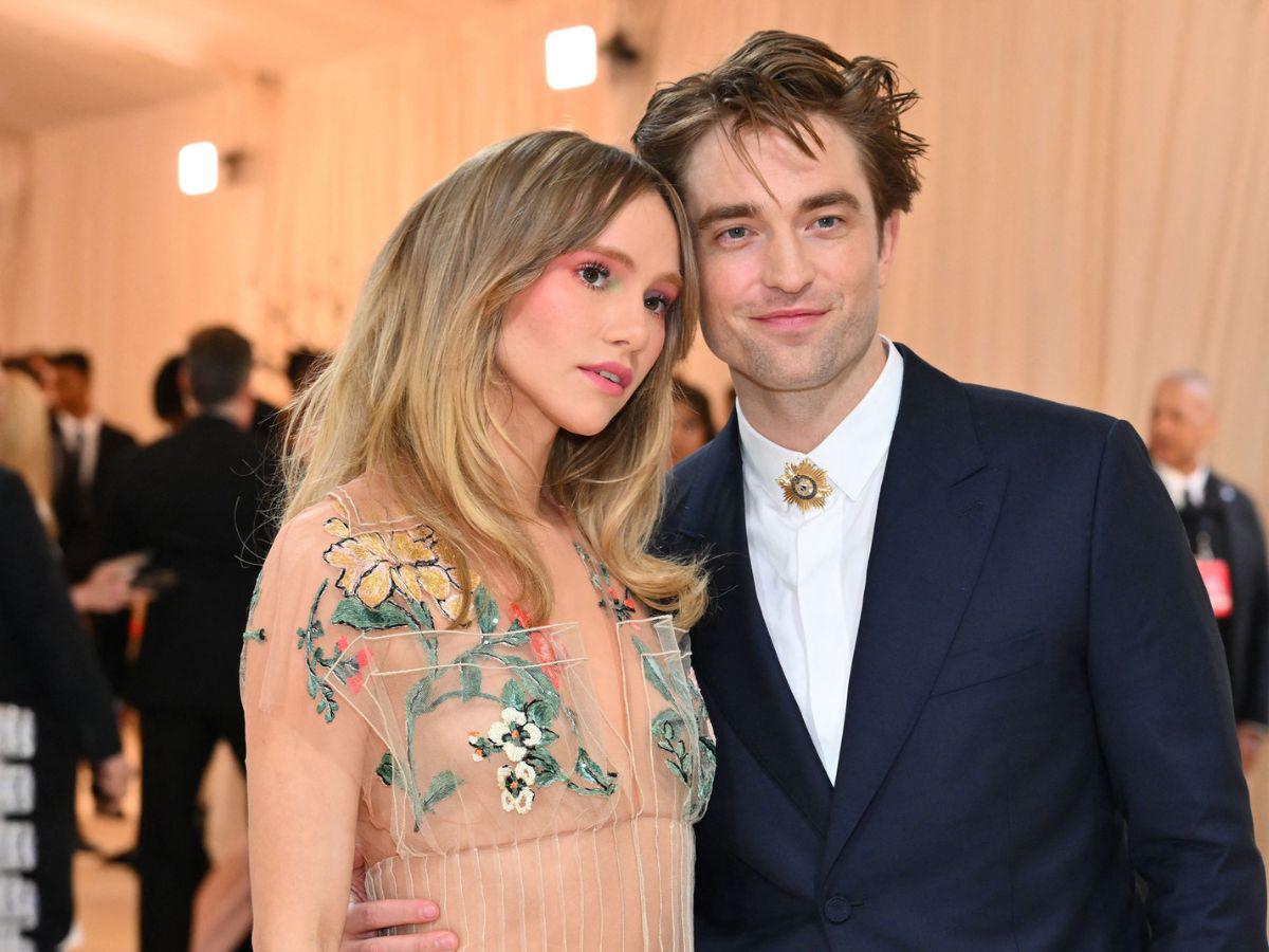 Robert Pattinson y Suki Waterhouse confirman que serán padres