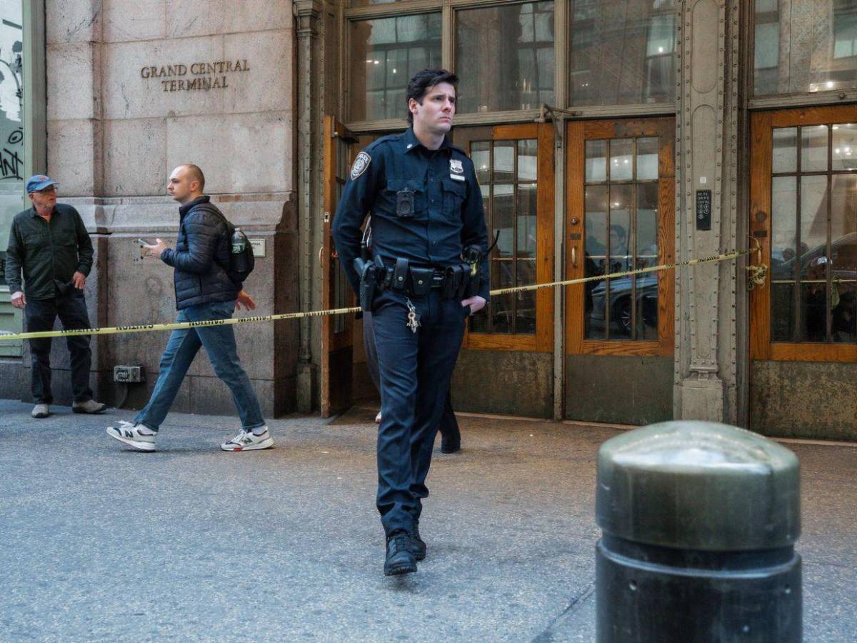 Abaten a hombre que apuñaló a tres personas en metro de Nueva York: decía ser “Lucifer”