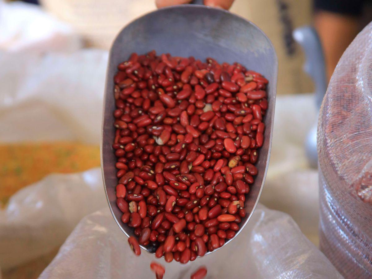 Precio de canasta básica cierra en más de L 12,000 en la capital