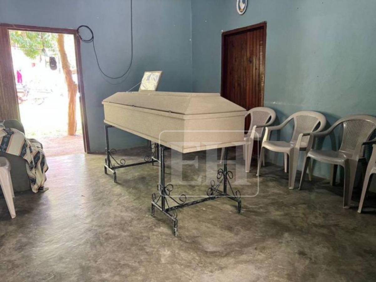 “Dijo que se tomó tres tragos”: vecinos de seis fallecidos por presunto alcohol adulterado en Atlántida