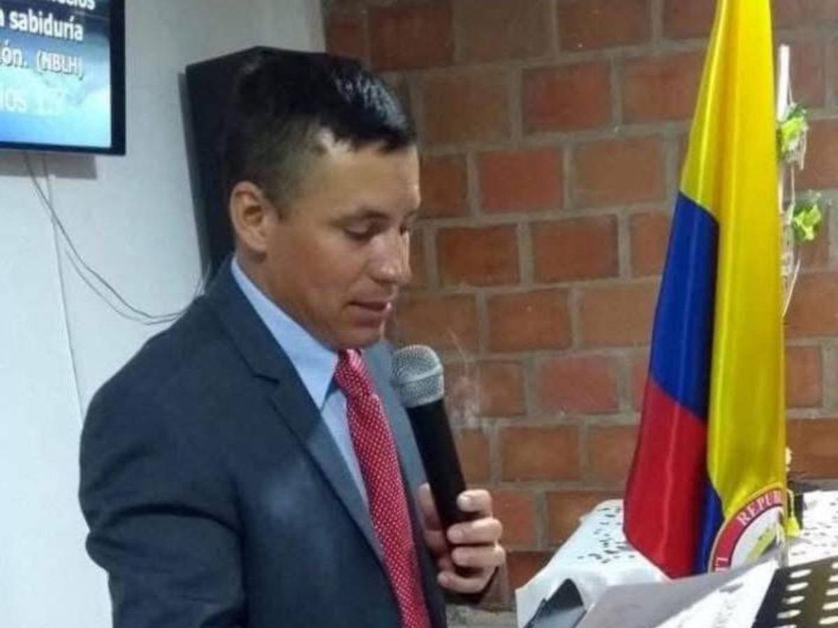 Fue poseído por el diablo: Pastor que abusó de su hijastra es defendido por sus seguidores