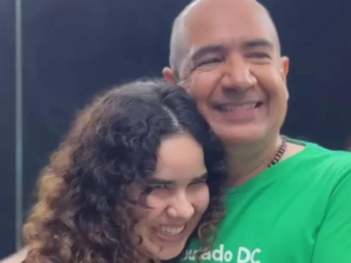 ¿Quién es Nazareth Fajardo, hija de 19 años de Godofredo que trabaja en la Alcaldía con un sueldo de L45,00O?