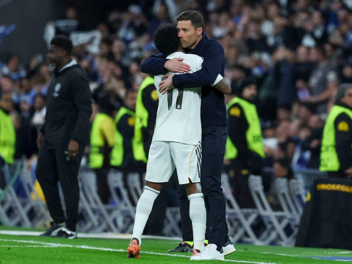 Real Madrid en caída libre, apoyo a Xabi Alonso y hondureño en el Bernabéu