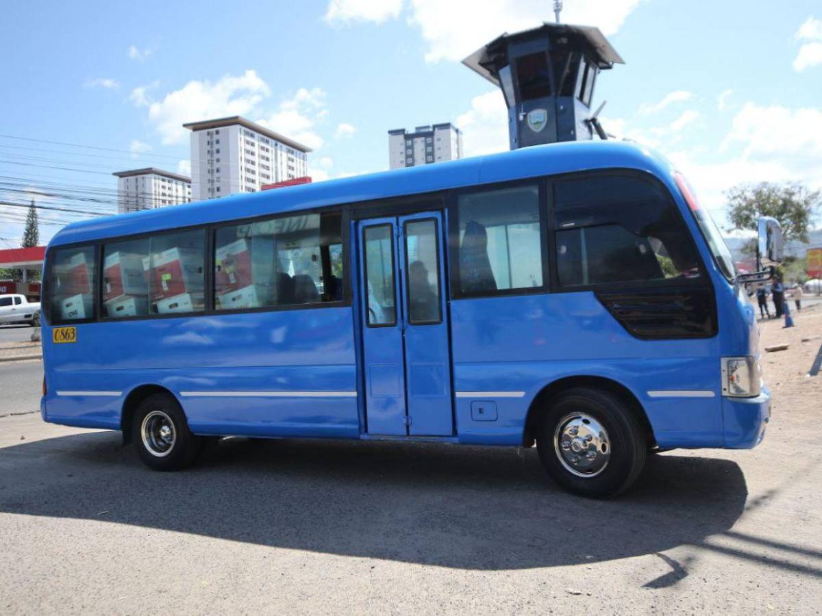 En buses colectivos y camiones empieza a retornar las maletas electorales al Infop