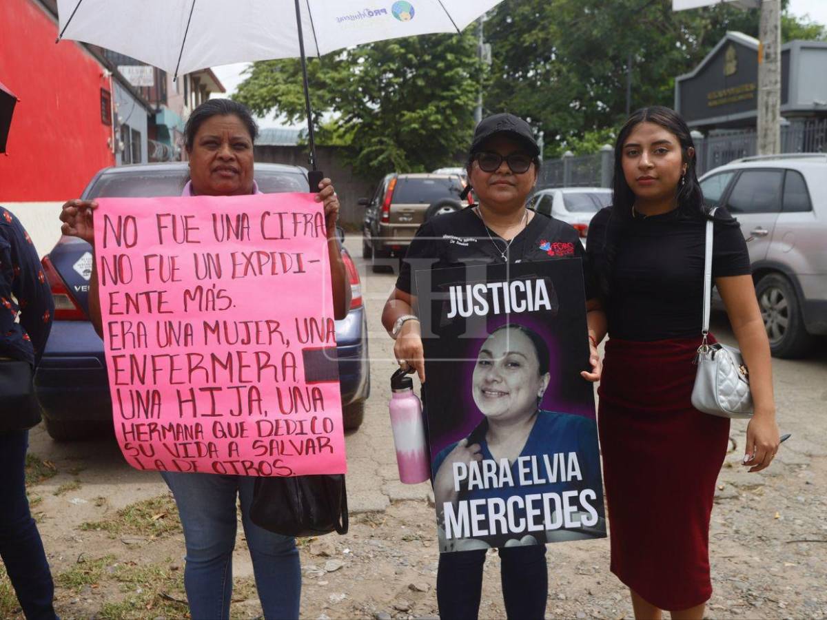 Por sus hijos, por su legado: exigen justicia para Elvia Gómez, enfermera asesinada por su pareja
