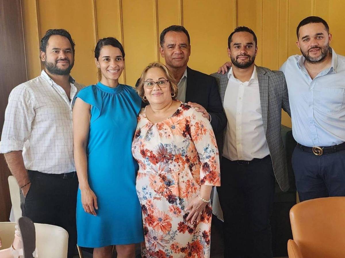 ¿Quiénes son y a qué se dedican? Esta es la familia de Jorge Zelaya