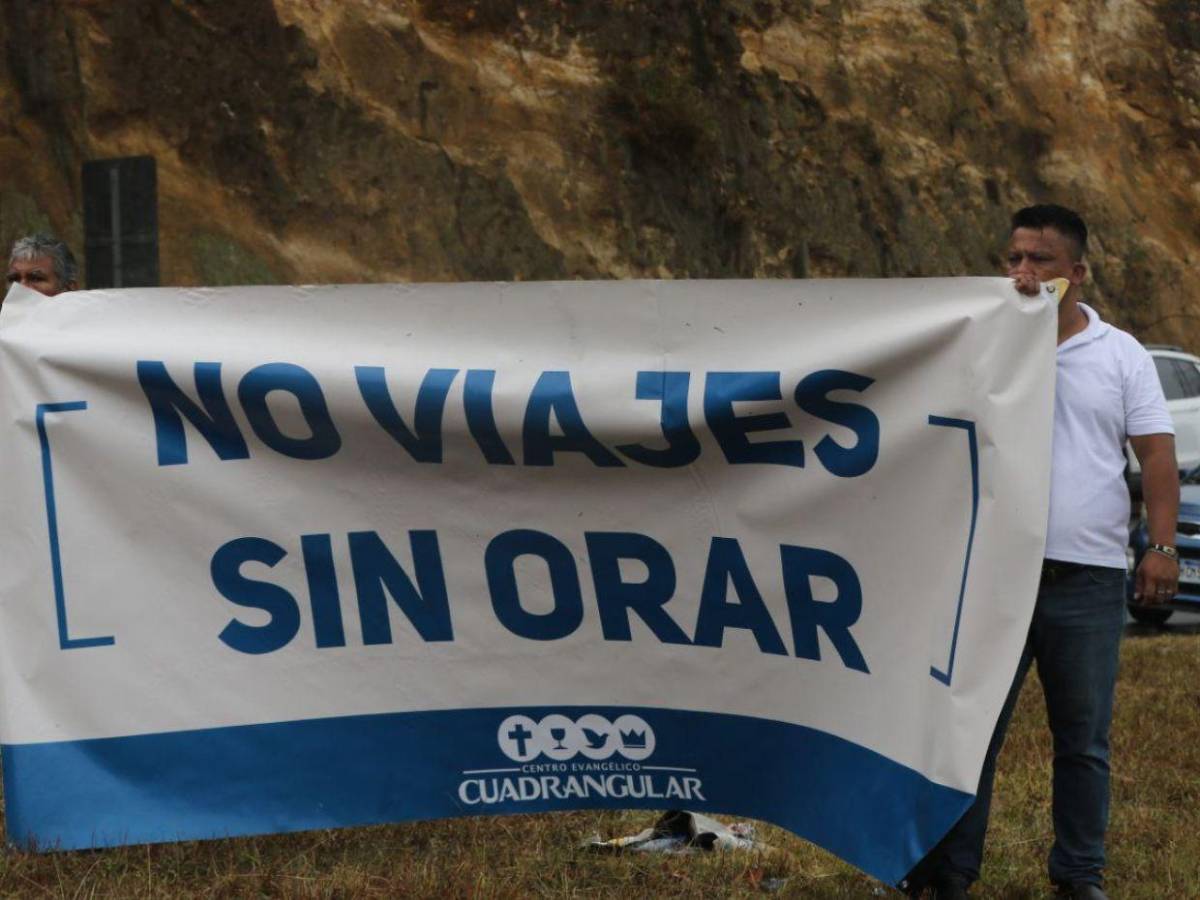 Largas filas en salida al norte por salida de últimos  vacacionistas