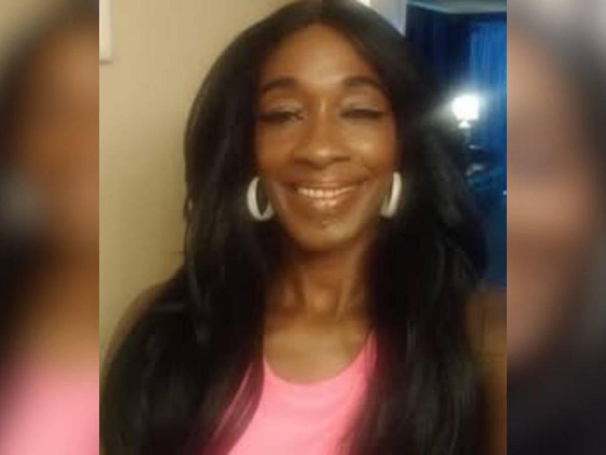 Mujer se hace pasar por agente de ICE para secuestrar a esposa de su exnovio en Florida Mujer se hace pasar por agente de ICE para secuestrar a esposa de su exnovio en Florida