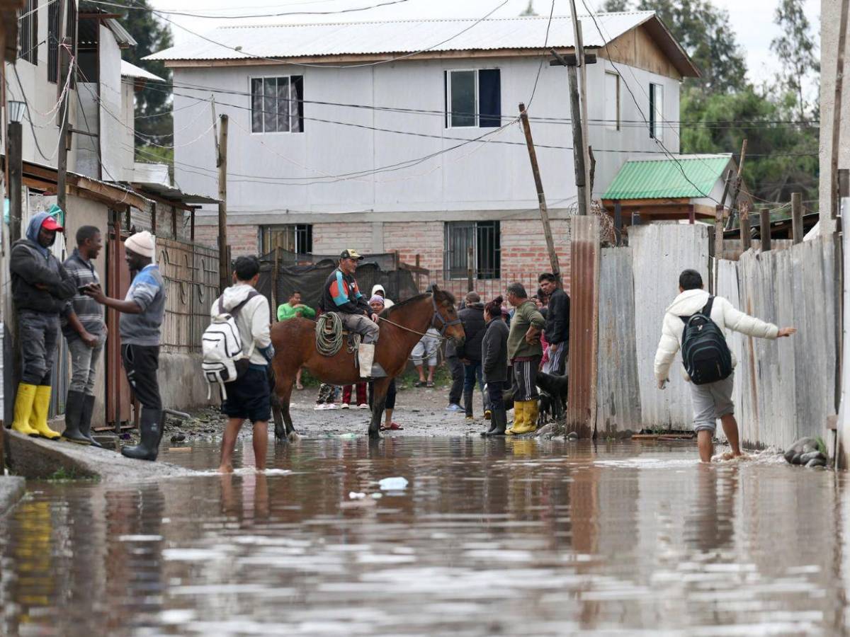 Lluvias en Chile dejan un fallecido y mantienen en alerta a varias comunas