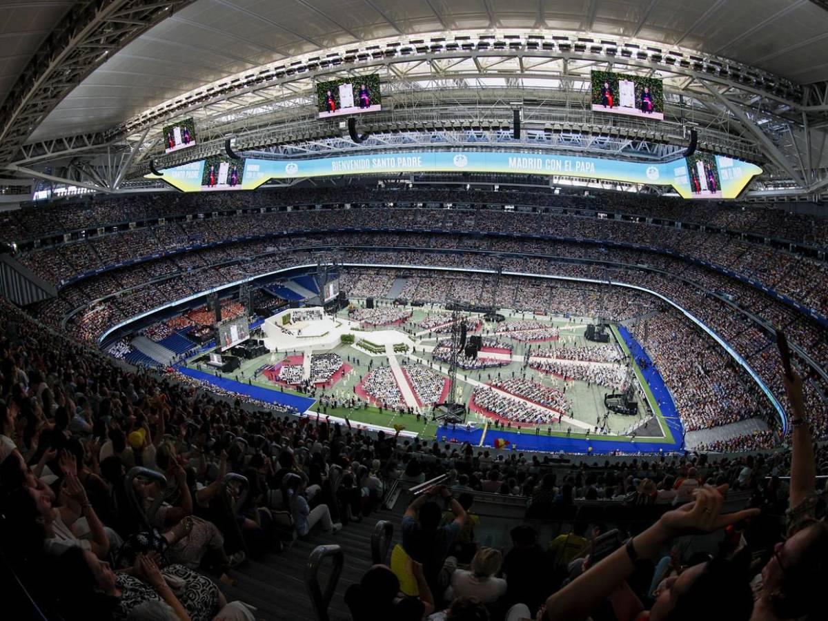 El Papa en el Bernabéu: La Iglesia de Madrid ha hecho un golazo para siempre