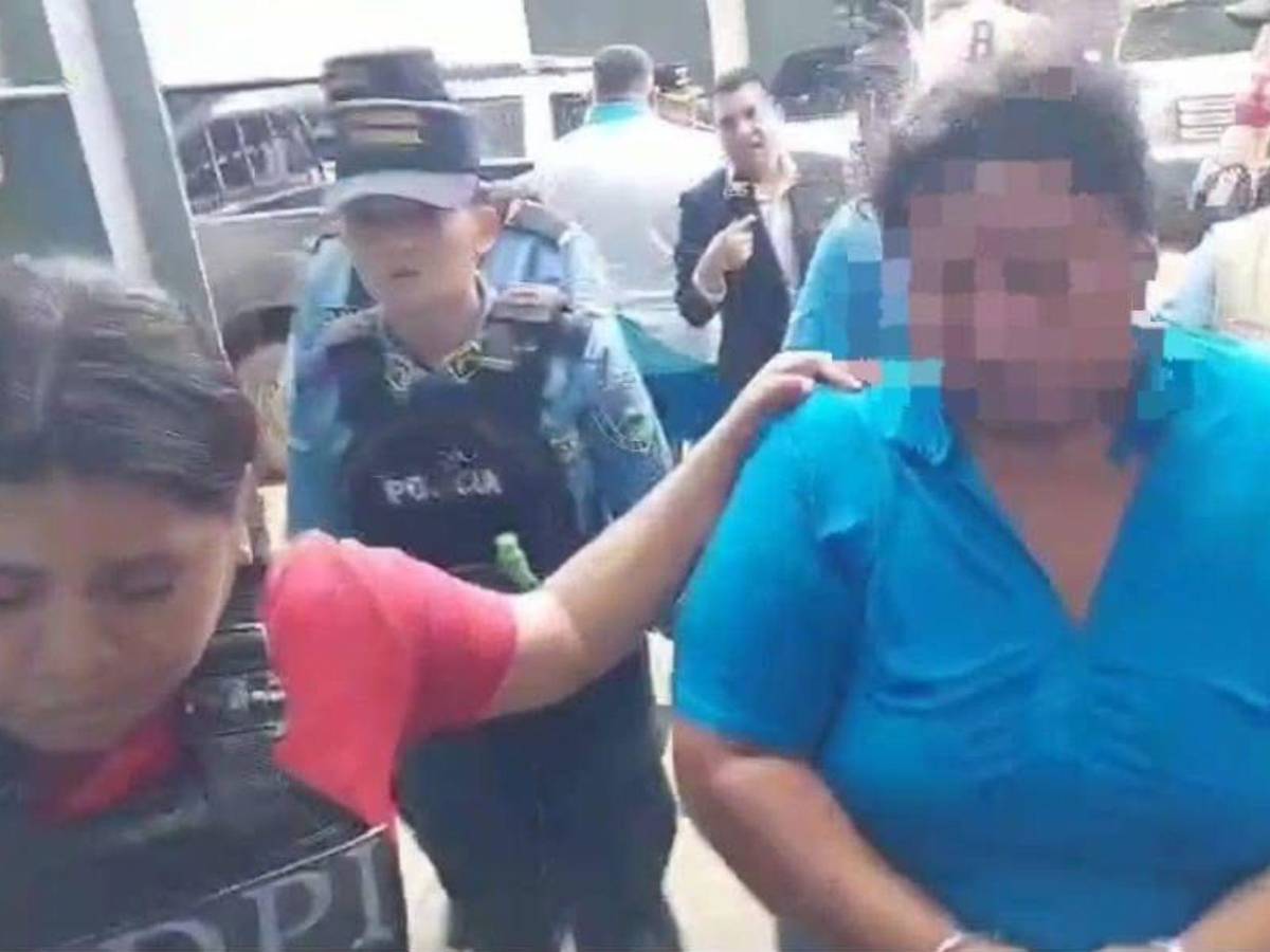 ¿Qué pasará con niña golpeada por su madre y con su hermana que grabó la agresión en Yoro?