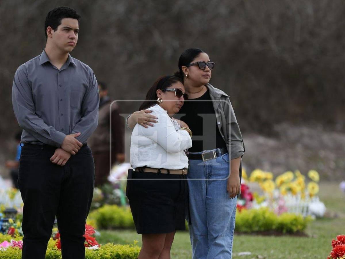 Entre lágrimas despiden a familia que murió en tragedia vial en Quimistán, Santa Bárbara