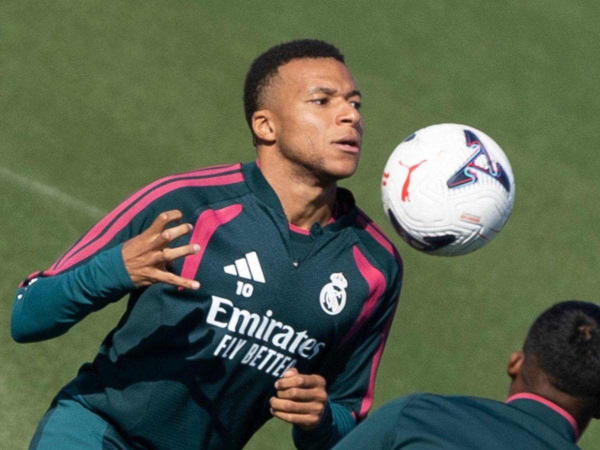 Mbappé afronta el Balón de Oro sin obsesión, pero convencido de que este puede ser su año
