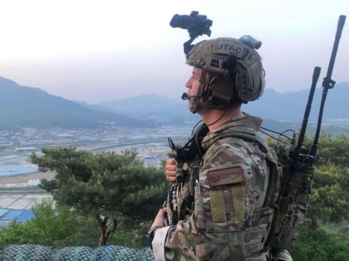 Ian Patterson, el devoto padre y sargento que murió tras caer durante el UTSA-Navy