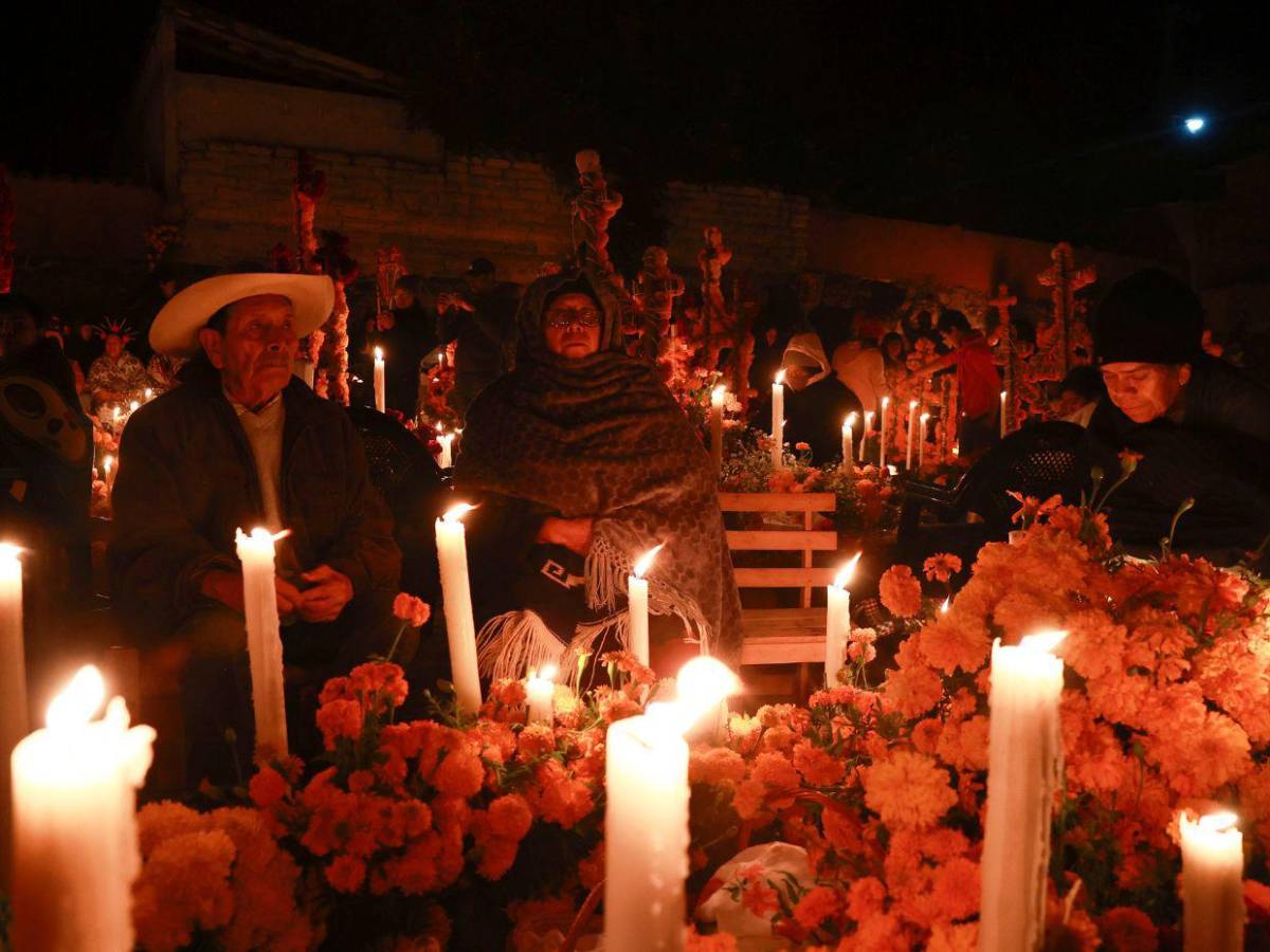 Día de Muertos: la tradición que revive los cementerios de México