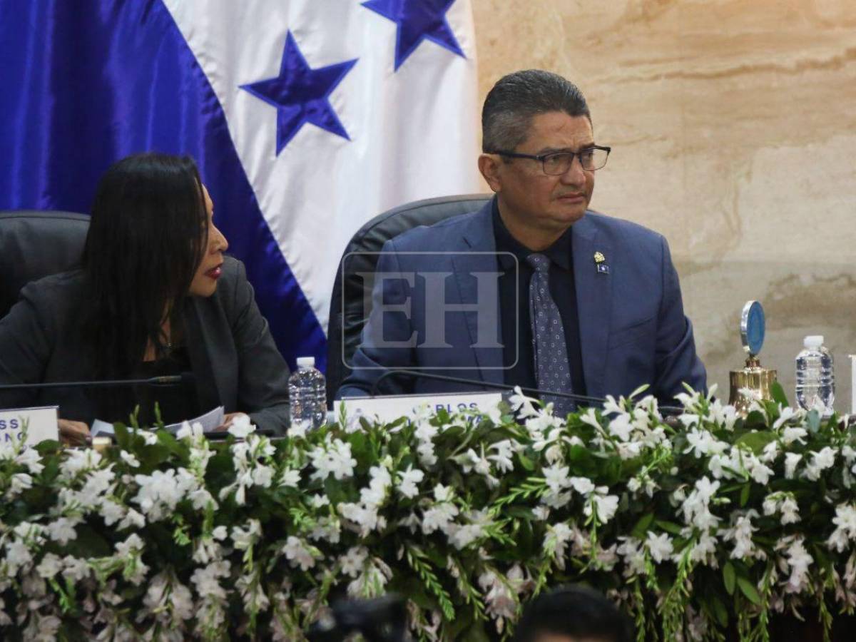 ¿A qué diputados se les descontará el día de salario por no llegar a la segunda sesión?