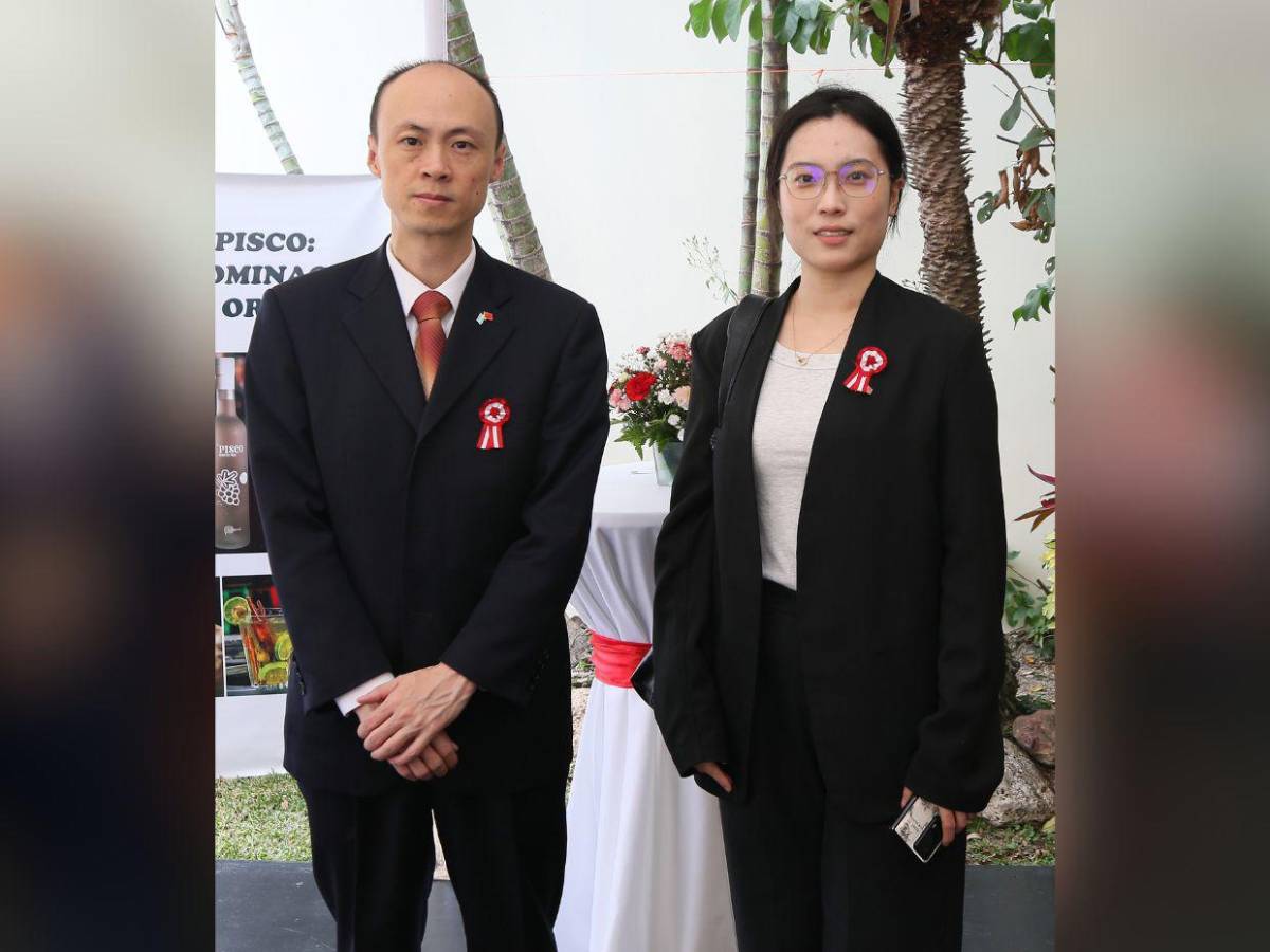 Embajada de Perú celebra la independencia de su país