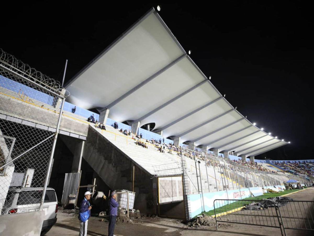 Fiesta de la Ultra Fiel, apagones, celebración de Espinel y la eliminación del Motagua