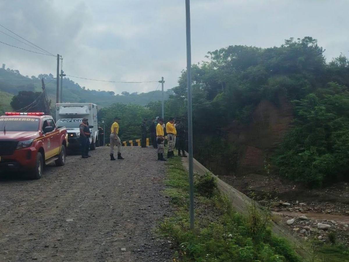 Mueren dos hermanos y un menor de edad arrastrados por una quebrada en Comayagua