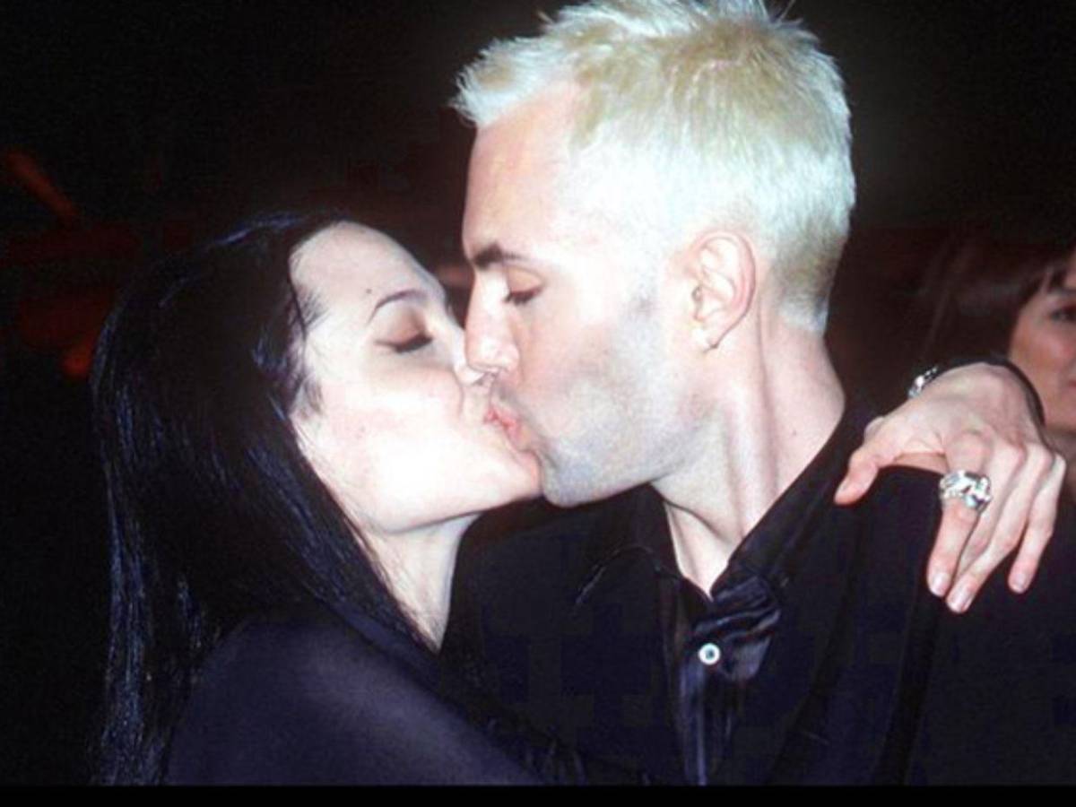 Cachetadas y errores: los escándalos de los Premios Oscar