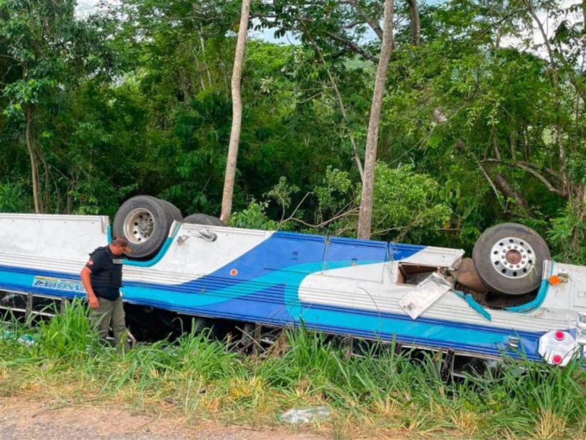 Le pidieron bajar la velocidad: hipótesis del accidente de bus en Yoro que dejó cuatro muertos