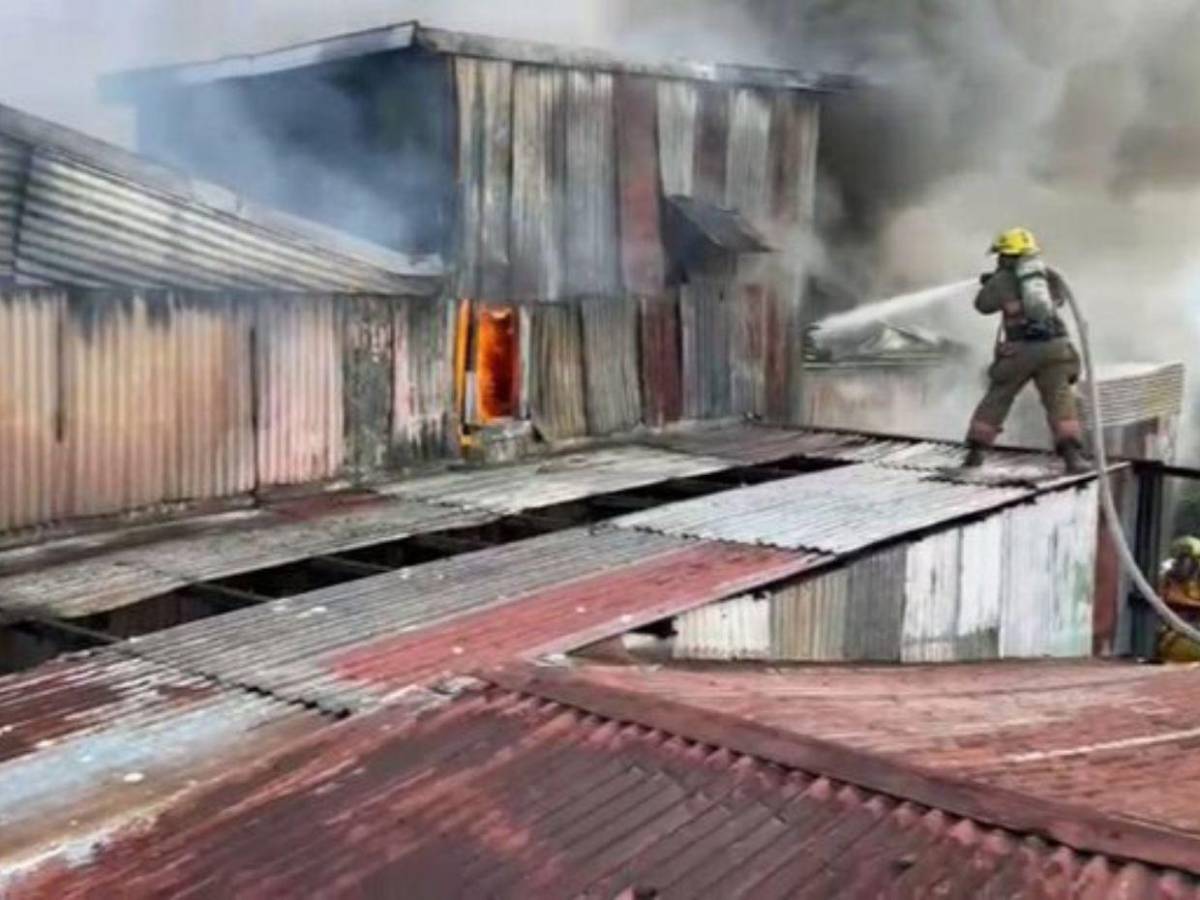 Una madre y sus tres hijos mueren en incendio en Costa Rica: Se escuchaban gritos