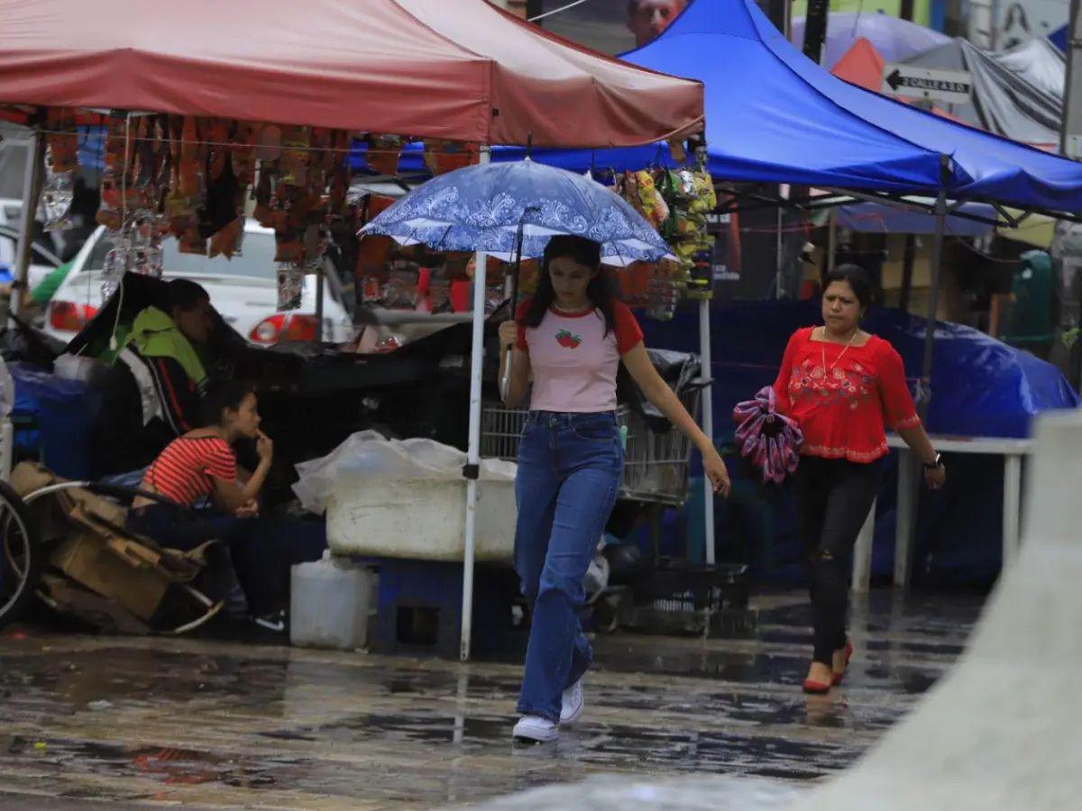 Ingresará una vaguada y una onda tropical esta semana en Honduras: ¿Qué zonas serán las afectadas?