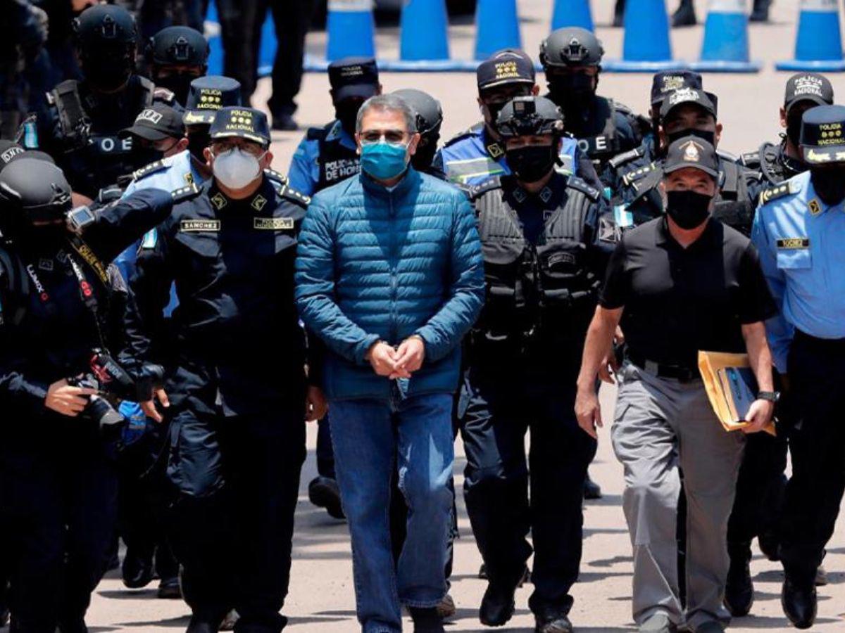 Pude ungirlo, abrazarlo: madre de Juan Orlando revela cómo fue su reencuentro en la cárcel