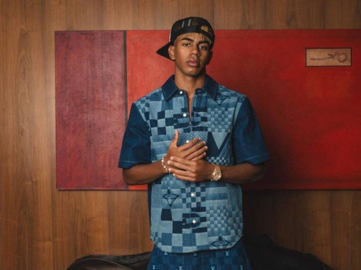 Lamine Yamal sorprende al aclarar su relación con su novia y esta reacciona