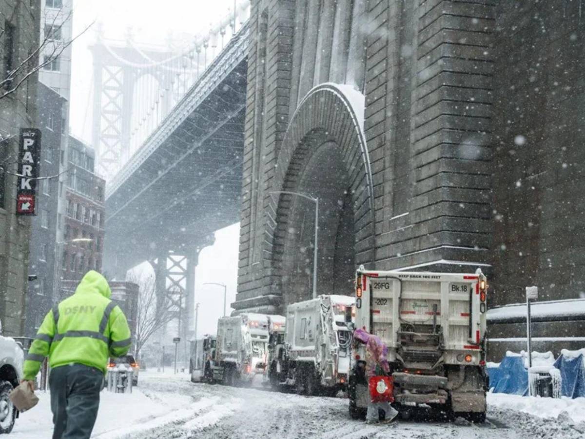 Pagarán 45 dólares por hora por retirar nieve: conozca cómo conseguir el empleo en NY, EE UU