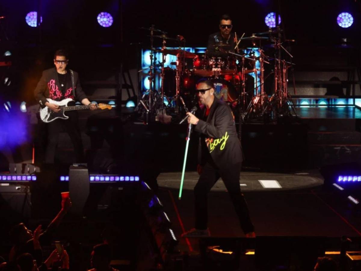 Matute llenó de nostalgia Tegucigalpa con su Disco Stereo Tour