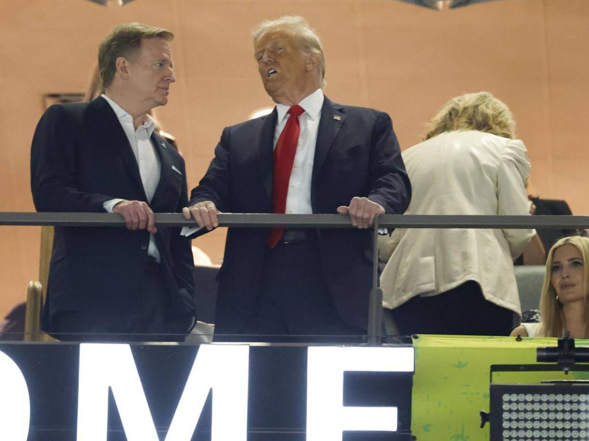 Acompañado de su hija y saludando a los Chiefs: así fue captado Donald Trump en el Super Bowl 2025