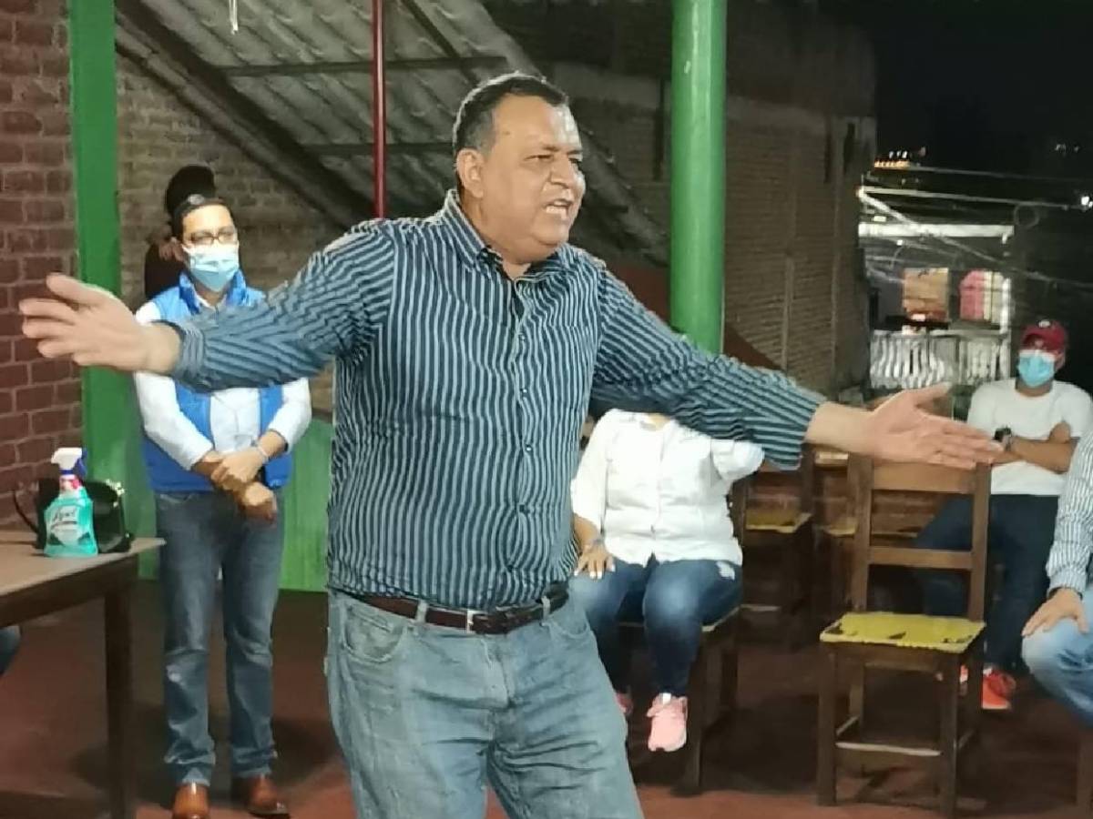 Orlando Ponce revela la verdad sobre ayudas a su madre y denuncia robo que sufrió