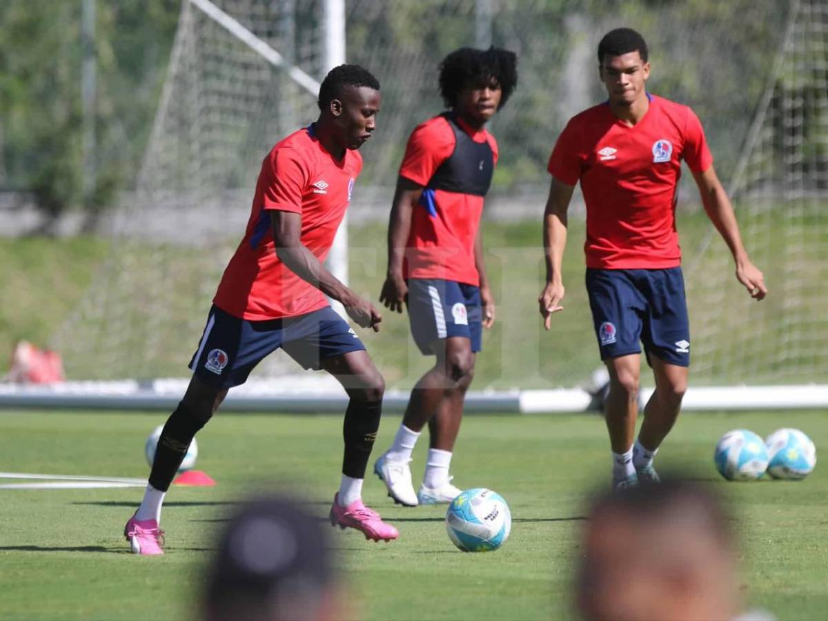 Otro jugador se va de Olimpia, sorpresa con Chirinos y se preparan para enfrentar a Real España