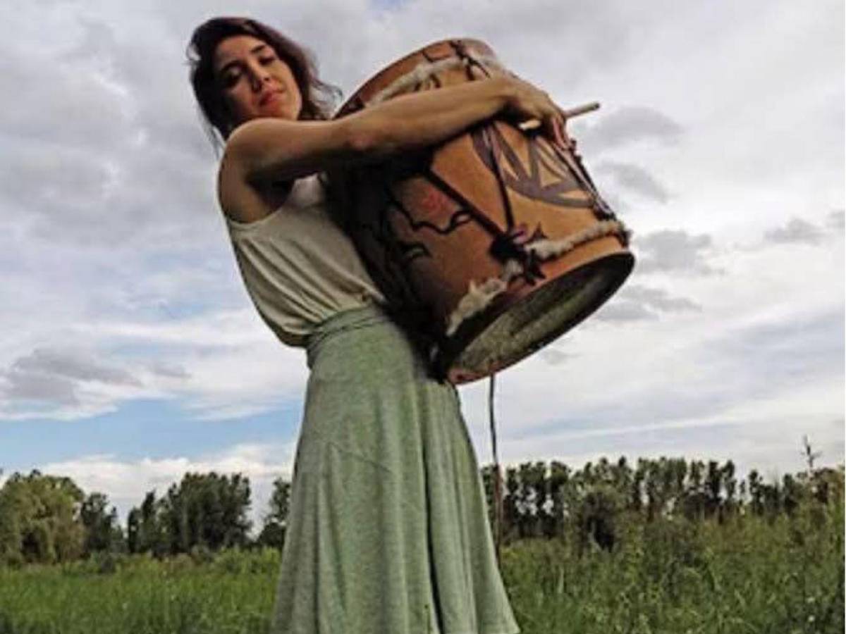 Luvi Torres, la cantante que creía en la autosanación murió tras no tratar su cáncer