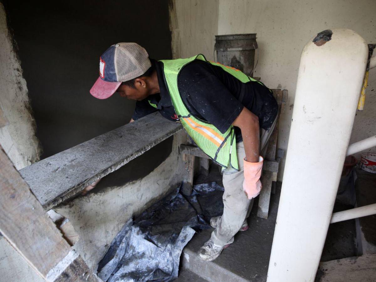 Obras en el Teatro Manuel Bonilla avanzan un 35%; estará cerrado hasta 2026