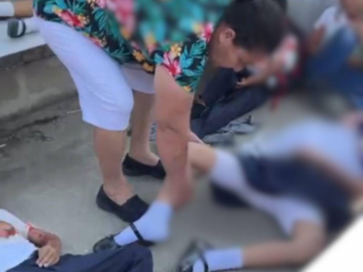 Regresaban de la escuela: un  niño muerto y seis heridos deja colisión en Omoa