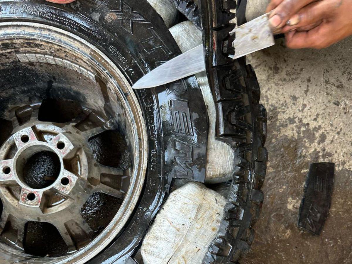 Llevaban marihuana oculta en las llantas: así transportaban droga por la carretera CA-5