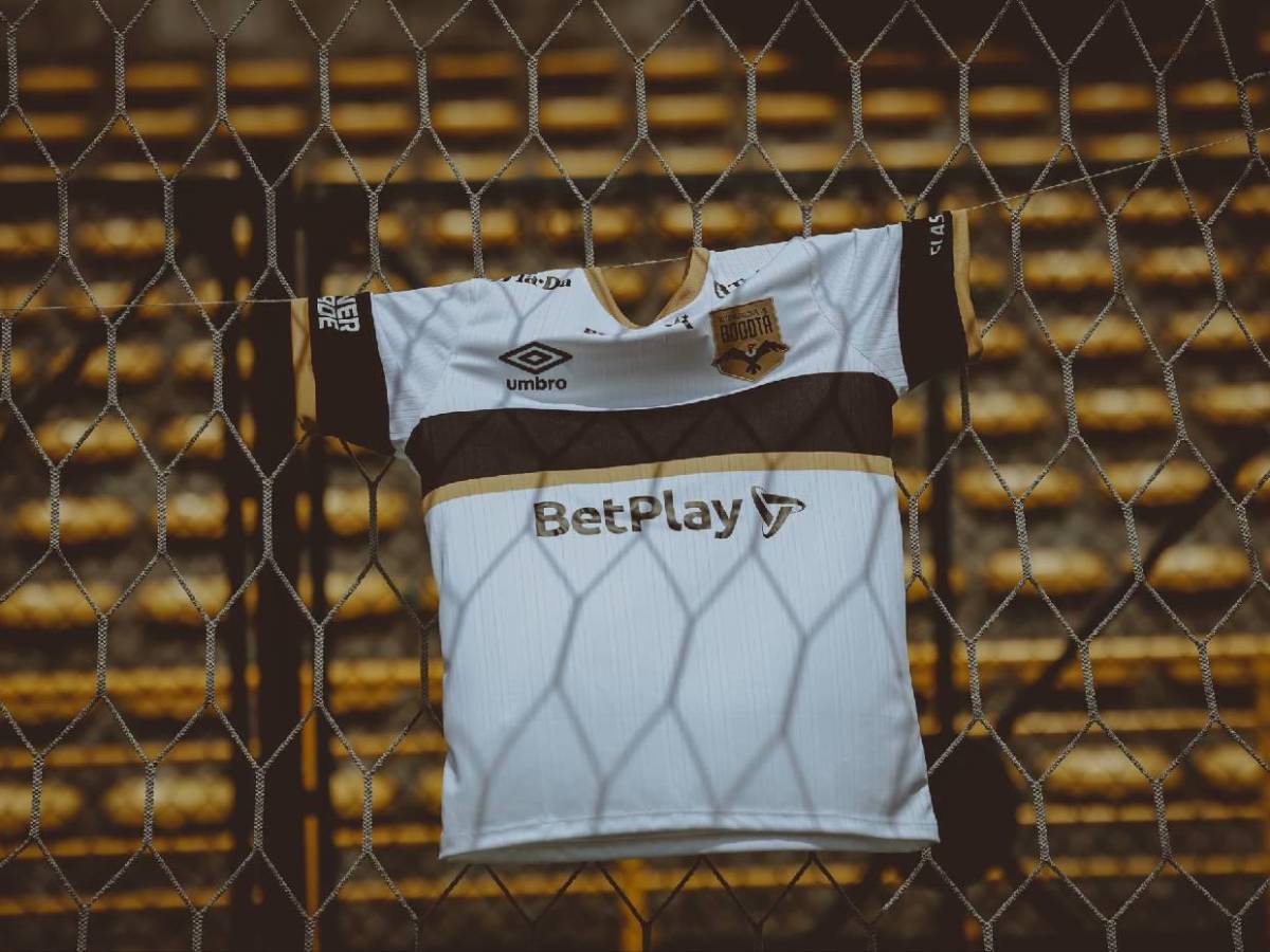 Involucrado en polémica y pertenece a millonario: Así es el nuevo equipo del hondureño Dereck Moncada