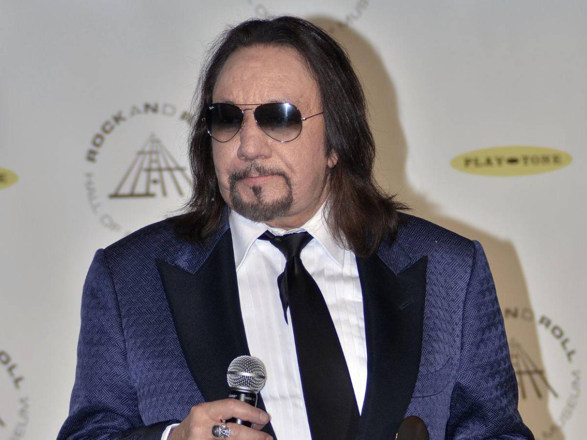 ¿De qué murió Ace Frehley, guitarrista fundador de KISS?